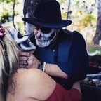 Ray Silverfox &amp; Veronica  Vixen